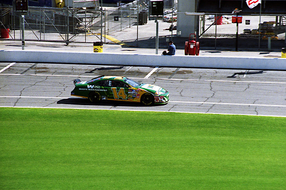 NASCAR Sterling Marlin 14 Waste Management Inc. Chevy Monte Carlo SS qualifying 2007 Daytona 500