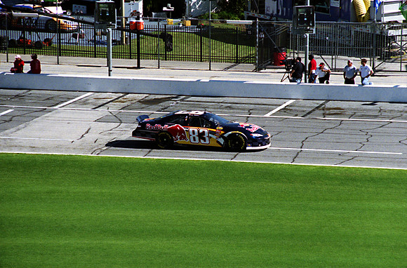 NASCAR Brian Vickers 83 Red Bull Toyota Camry qualifying 2007 Daytona 500