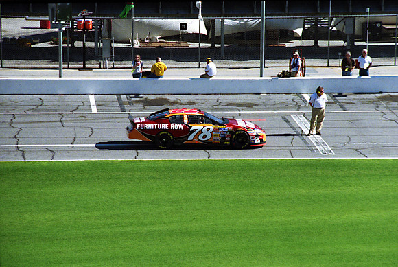 NASCAR Kenny Wallace 78 Furniture Row Chevy Monte Carlo SS qualifying 2007 Daytona 500