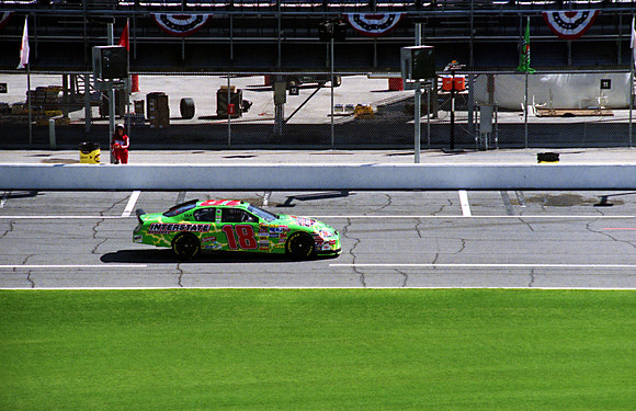 NASCAR JJ Yeley 18 Interstate Batteries Chevy Monte Carlo SS qualifying 2007 Daytona 500