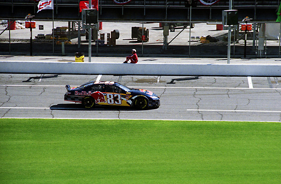 NASCAR Brian Vickers 83 Red Bull Toyota Camry qualifying 2007 Daytona 500