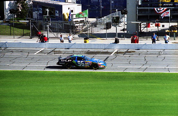 NASCAR Tony Raines 96 DLP HDTV Chevy Monte Carlo SS qualifying 2007 Daytona 500