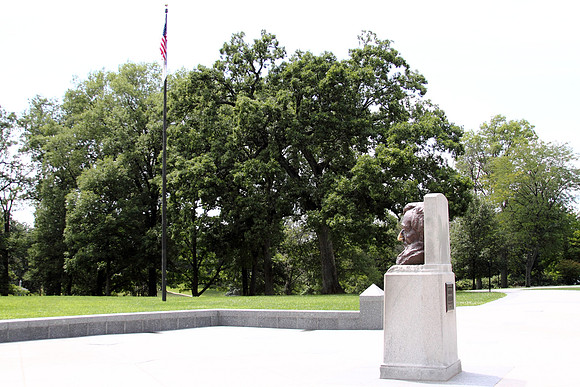 Lincoln's Tomb Springfield, Illinois