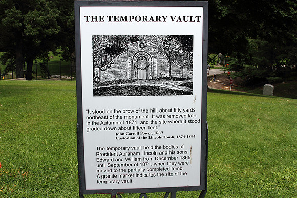 Temporary Vault Plaque Lincoln's Tomb Springfield, Illinois